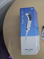 Rainin Pipet-Lite XLS+ L-200 20&ndash;200 &micro;L Pipette Mettler Toledo &ndash; slightly used