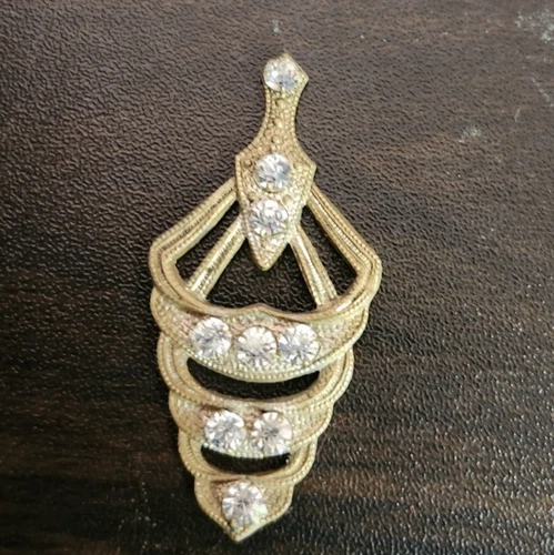 Vintage Jewelry Art Deco Gold Tone Charm
