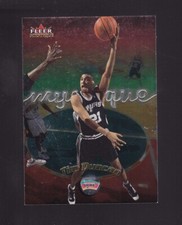 1999-2000 Fleer Mystique Tim Duncan #40 San Antonio Spurs