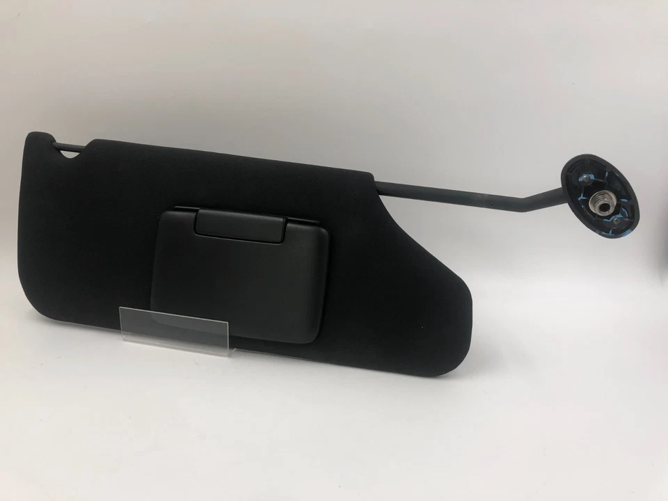 Черный оригинальный солнцезащитный козырек для пассажира Dodge Avenger 2011-2014 годов выпуска E02B51025 - Изображение 2 из 4