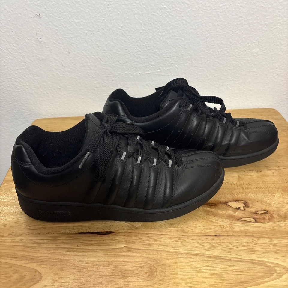 K-Swiss Low Classic Triple Black Varsity Sneakers Women’s Size 8 - Image 2 of 4