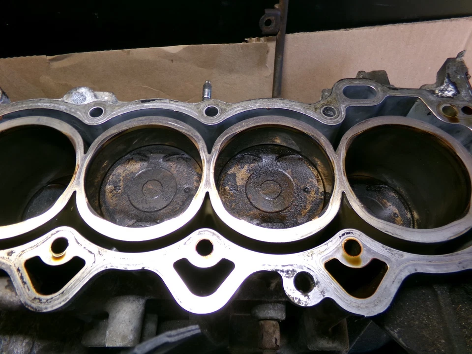 Motor cilindro bloco curto 04-09 Toyota Prius SOMENTE RETIRADA 11733 - Imagem 2 de 4