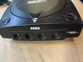 SEGA Dreamcast Sega Sports Edition Black Console Bundle 2 Controllers AV Cable
