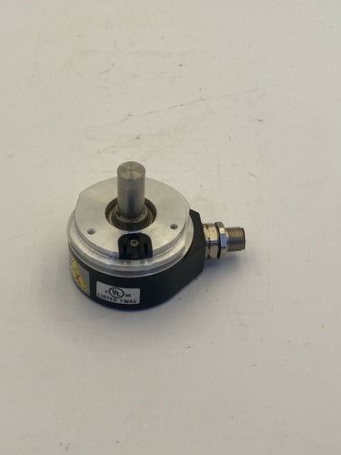 TURCK T8.5820.1060.3600.5094 K180812 KUBLER ROTARY ENCODER 5-30V-DC - 第 1/4 張圖片
