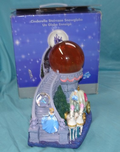 REPAIR YELLOW VERY MURKY WATER Disney Cinderella Staircase Snow globe SNOWGLOBE