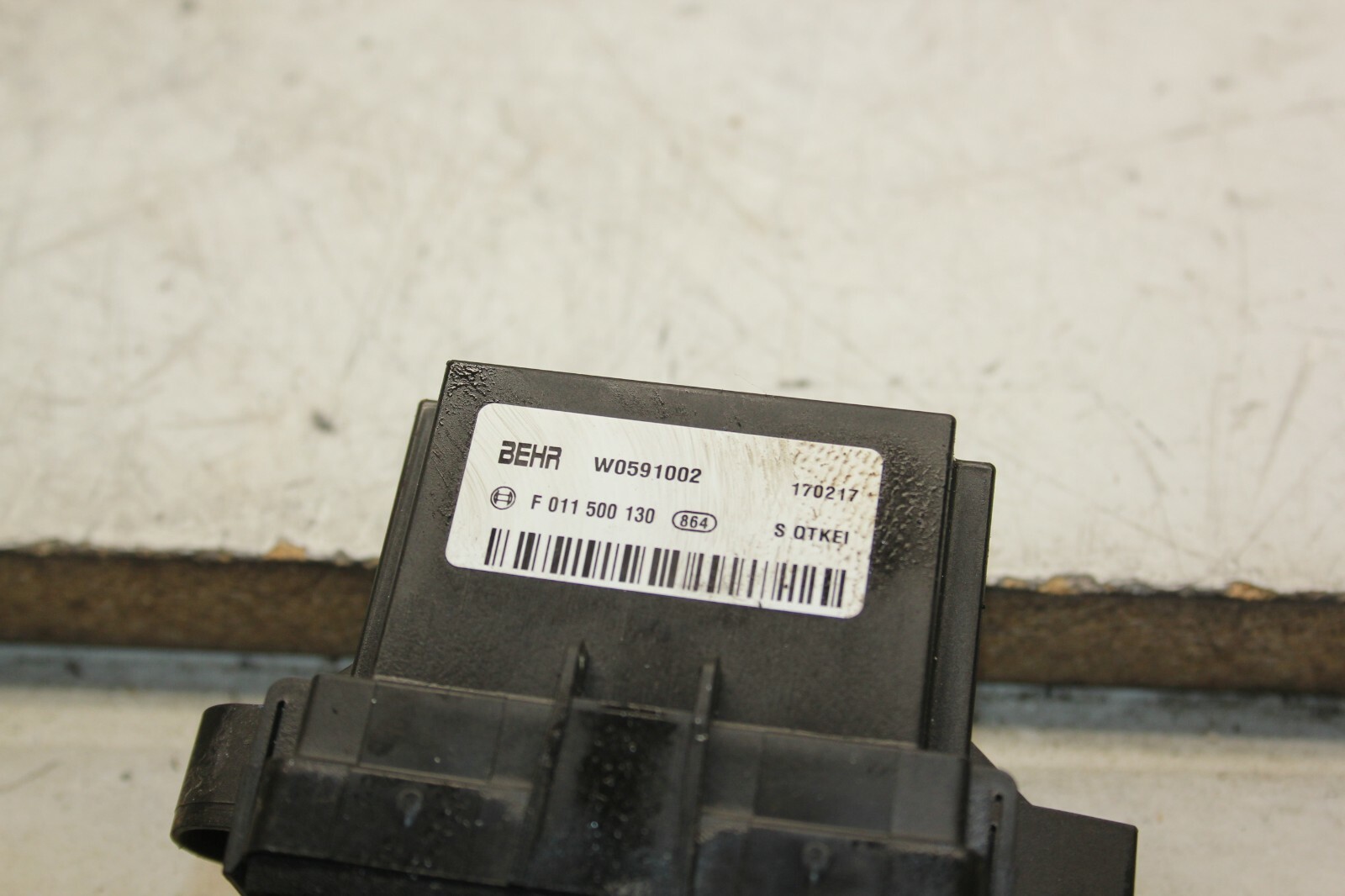 2014-2017 MASERATI GHIBLI HEATER BLOWER MOTOR RESISTOR MODULE (186)