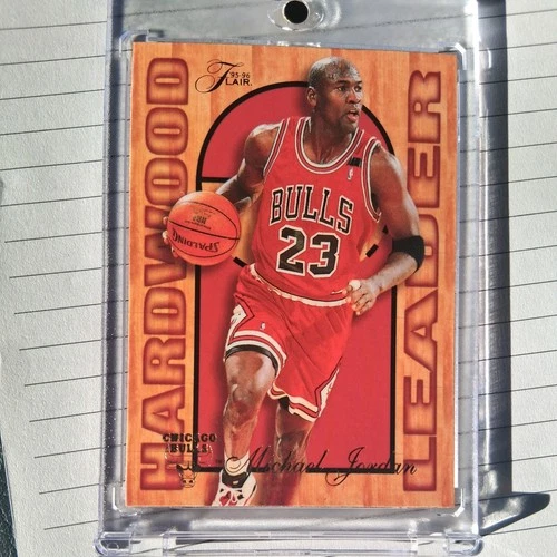 1995-96 Fleer - Flair Hardwood Leader Michael Jordan #4
