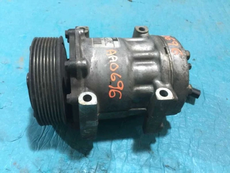 03 04 05 Dodge Ram 2500 5,9 L motor diésel compresor de aire acondicionado Foto 2 de 4