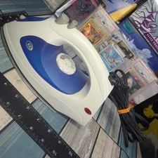 Durabrand Steam and Dry Iron TSK-7538S White and Blue Household Adjustable