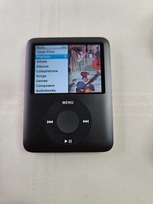 Apple iPod Nano 8 GB 3rd Generation Model A1236 Black - Good