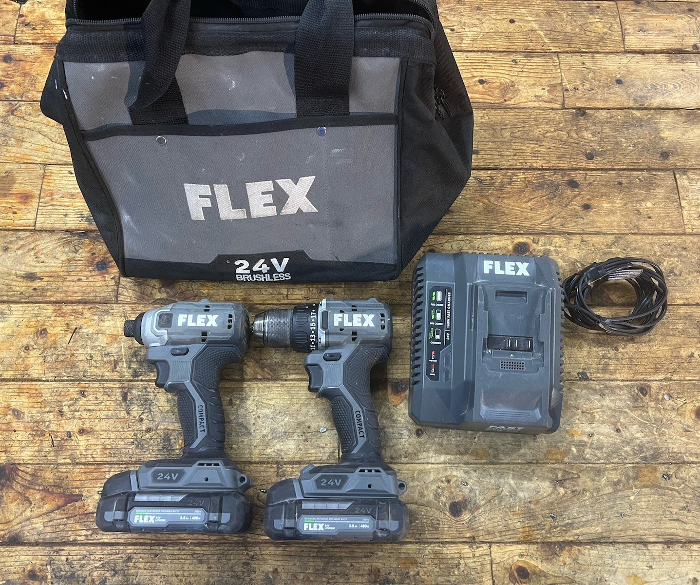 Flex 24v Brushless Impact Driver Fx1331 & Drill Driver Fx1131 Battery & Charger