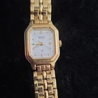 Seiko Quartz Women's Gold Tone Octagon Bracelet Wristwatch White Dial Vintage