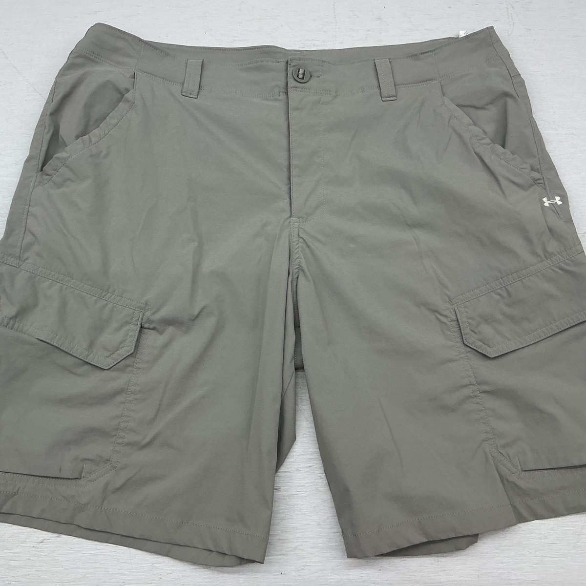 Under Armour Heat Gear Shorts Mens 38 X 10 Gray Cargo Pocket Loose Stretch