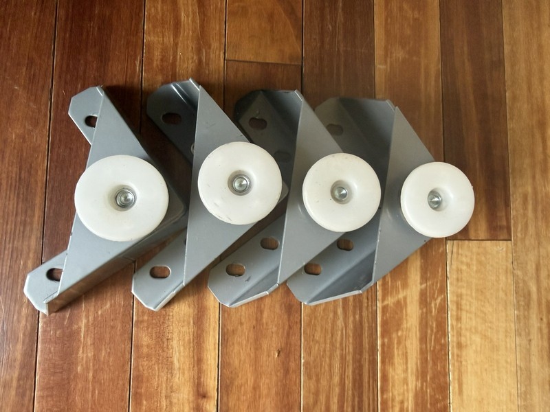 4 pack of adjustable corner cabinet feet.  Heavy Duty (addl lots of 4 available)