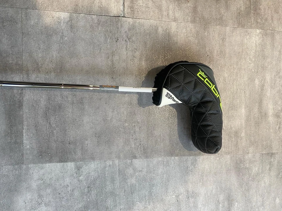 Cobra King Grandsport Putter / 35 Inch / Right Handed / Brand New - Image 3 of 4