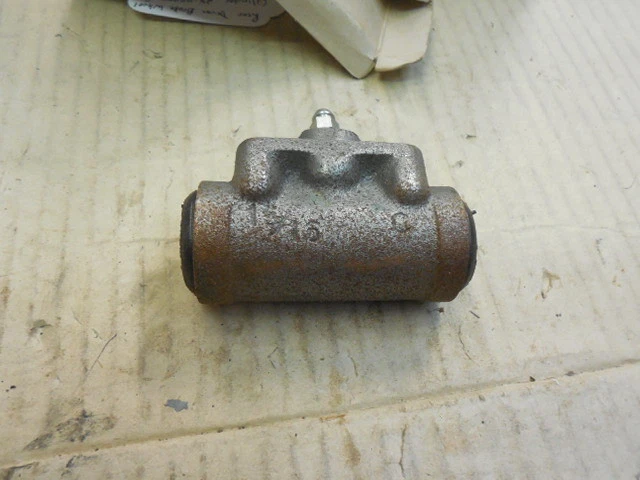 Cilindro de rueda de freno de tambor trasero Pontiac Firebird 76-81 28-4599 G225 Foto 4 de 4