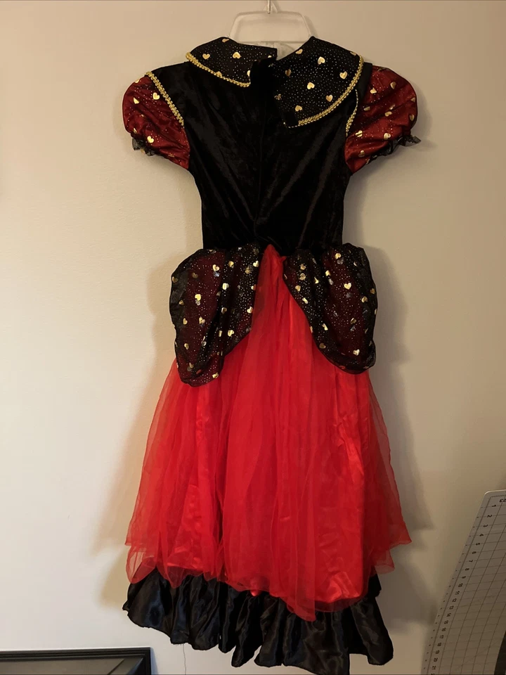 Vestido Disfraz Spirit Halloween Niñas Talla Pequeña 4-6 Reina de Corazones Usado en Excelente Condición Foto 4 de 4