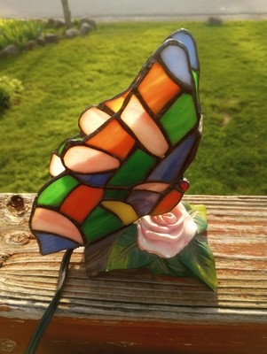 Tiffany Style Stained Glass Butterfly Table Lamp Night Light WORKS