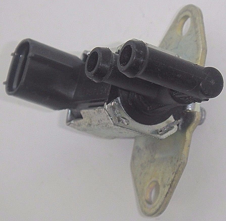 NEW GENUINE/ OEM K5T81877 K005T81877 MN149173 VACUUM VALVE for 