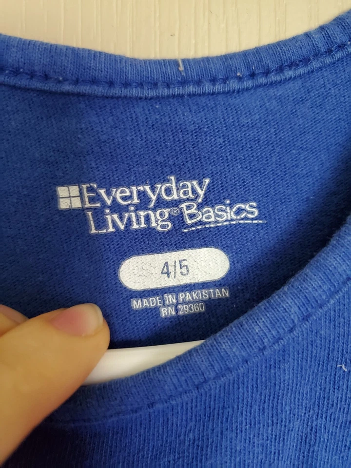 Camiseta sin mangas Everyday Living Basics para niño pequeño azul marino talla 4/5 Foto 3 de 4