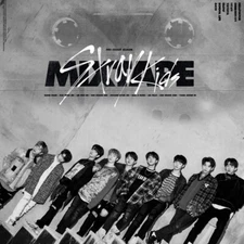 K-POP STRAY KIDS Debut Album MIXTAPE CD + 176p Photobook + 2p Photocard + Gift
