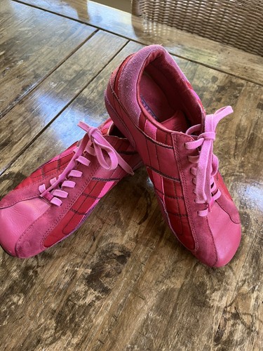 womens tennis shoes 9.5/Diesel Hot Pink 