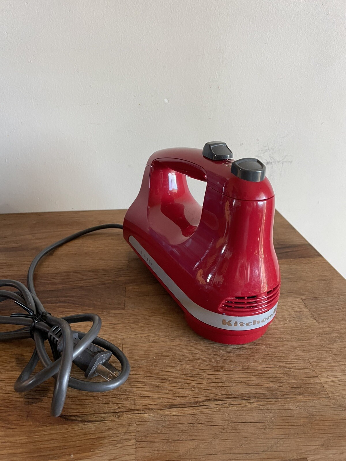 KitchenAid KHM512ER Ultra Power 5-Speed Hand Mixer - Empire Red -Missing Beaters