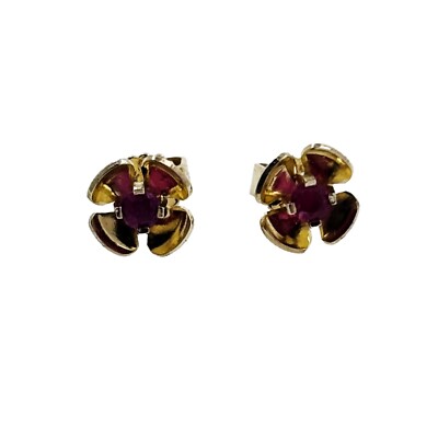 Ohrringe Blüte 333 Gold 8 Kt Gelbgold Rubin Ohrstecker Blume Floral Wert: 390,-