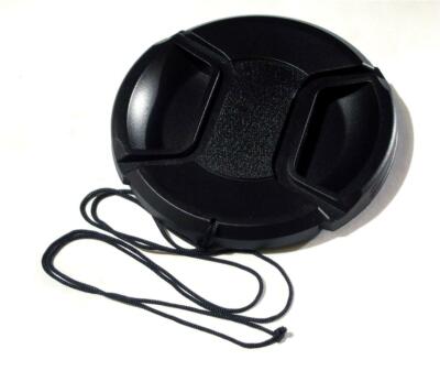 KOOD 82MM PLASTIC SNAP ON LENS CAP WITH CENTRE GRIP AND CAP KEEPER CORD