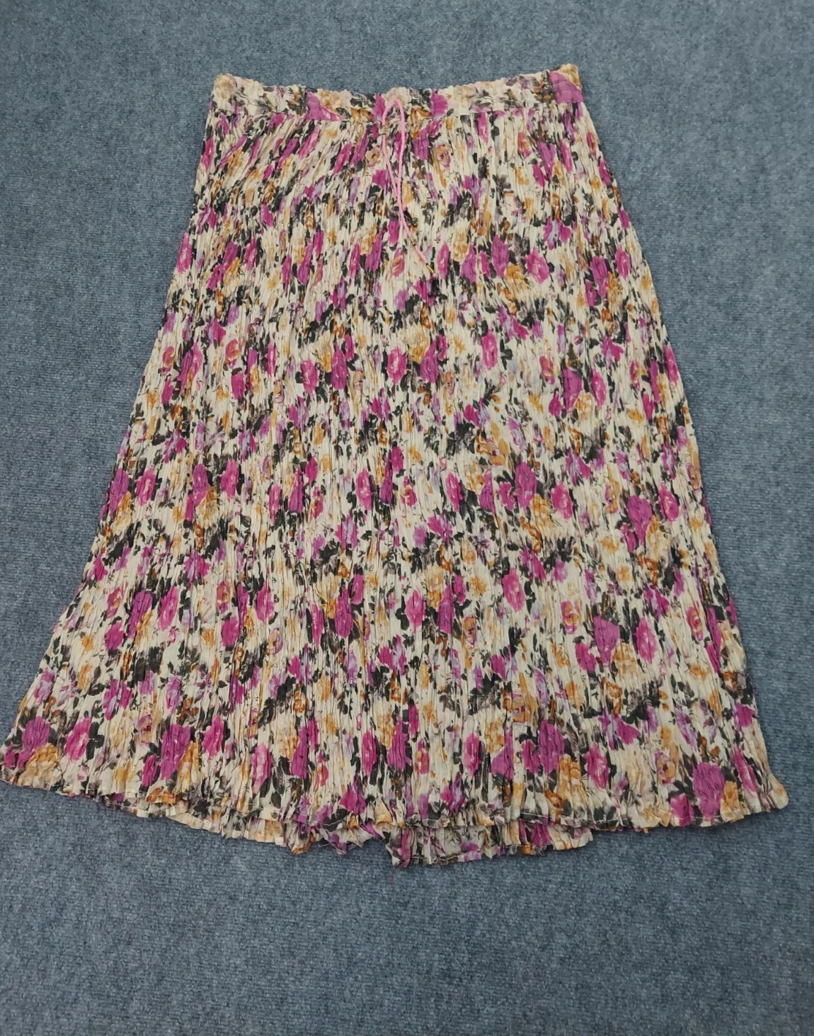 Just Class Skirt Womens Large Floral Pink Broomstick Crinkled Maxi 100% cotton
Opens in a new window
