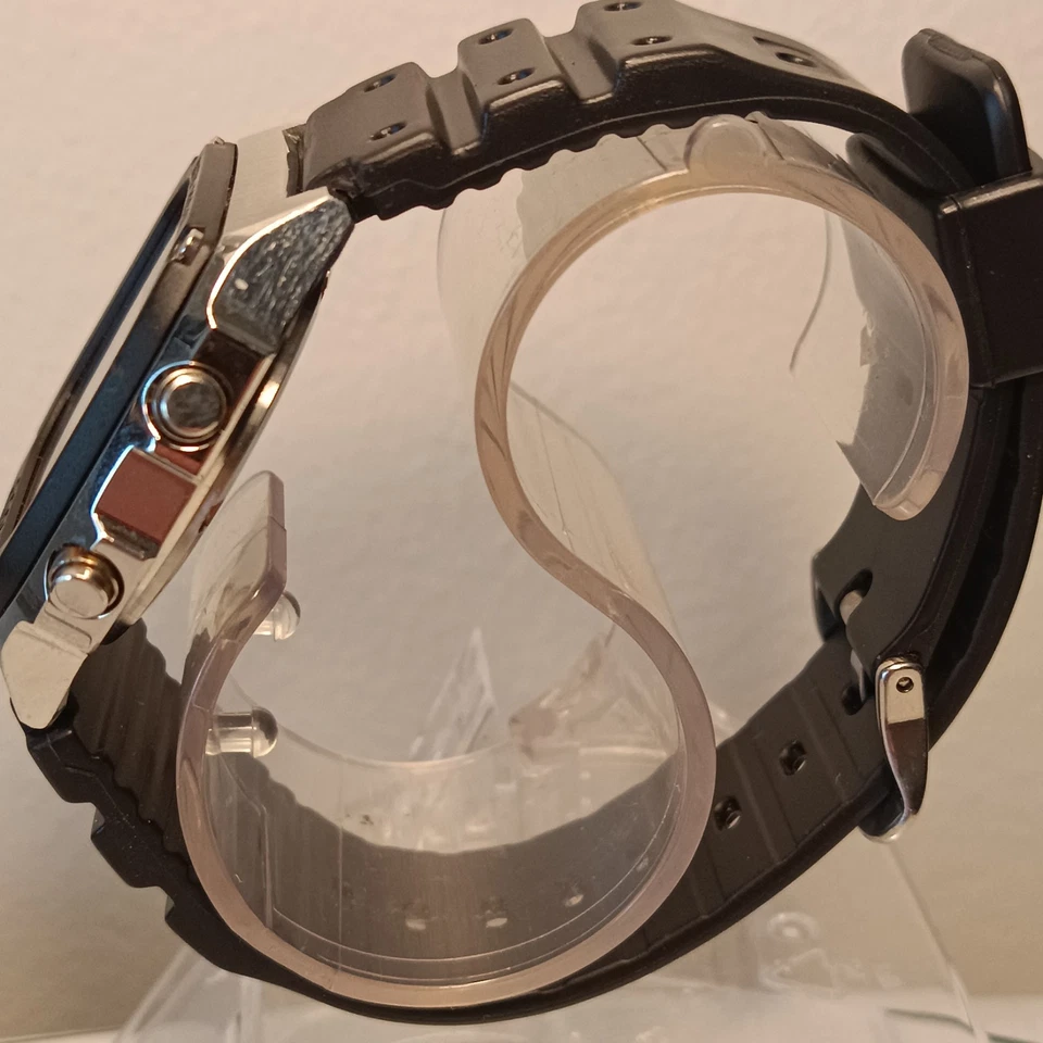 Allarme Casio vintage 1985 DW-1500 (690). Cronografo Diver 200m🔥rara batteria nuova - Immagine 3 di 4