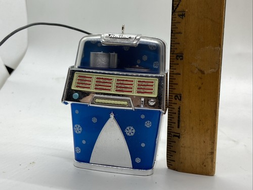 HALLMARK 2013 JOLLY JUKEBOX LIGHT SOUND CHRISTMAS ORNAMENT - Picture 11 of 13