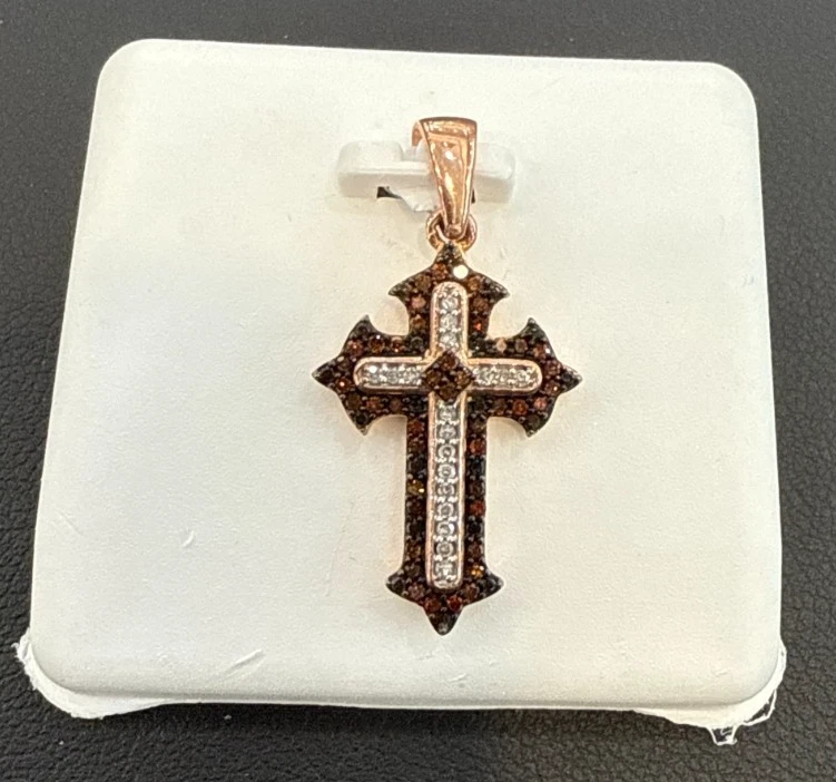 Colgante Cruz Diamante 0.21ctw Rojo Blanco Oro Rosa 10K Dije Foto 2 de 4