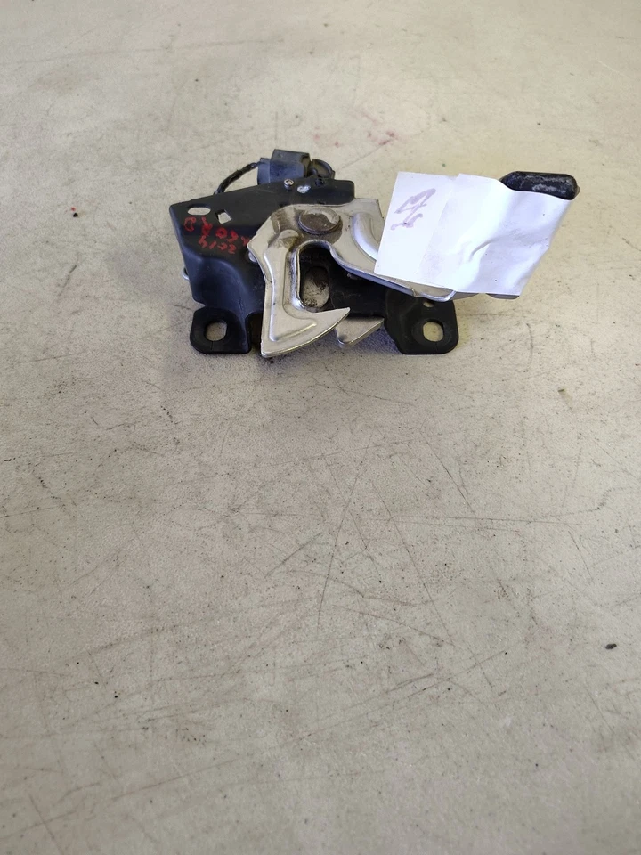 Actuador de cierre de capó sedán 4 puertas 2014 Honda Accord 2xHO-8P Foto 4 de 4