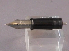Sheaffer Vintage Student  Screw-in Nib -medium point--used