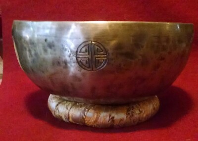Gehämmerte Klangschale Meditational Singing Bowl Full Moon Hand made