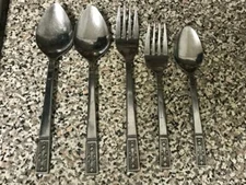 RARE 5 PC MIXED LOT OF STAINLESS STEEL SILVERWARE/FLATWARE EUC