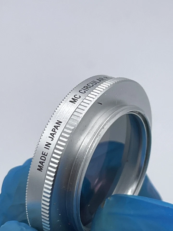 Sony Camera MC Circular Polarizer Filter & MC Protector for 25mm Lens with Case - Image 4 of 4