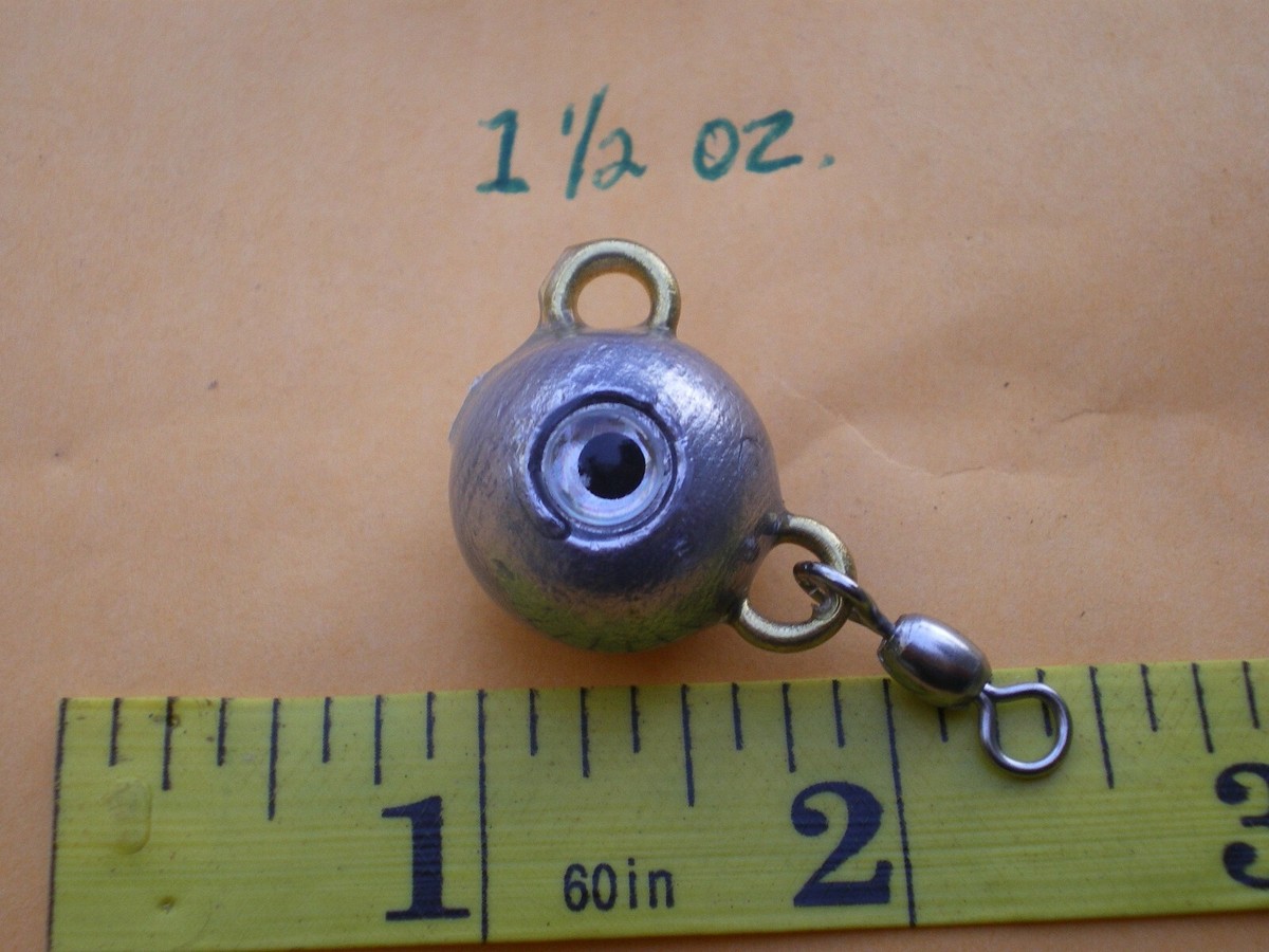 10 PCS. FLUKE EAR BALL JIGS WITH EYE SOCKET & #3 SWIVEL, 1-1/2 OZ. UNPAINTED