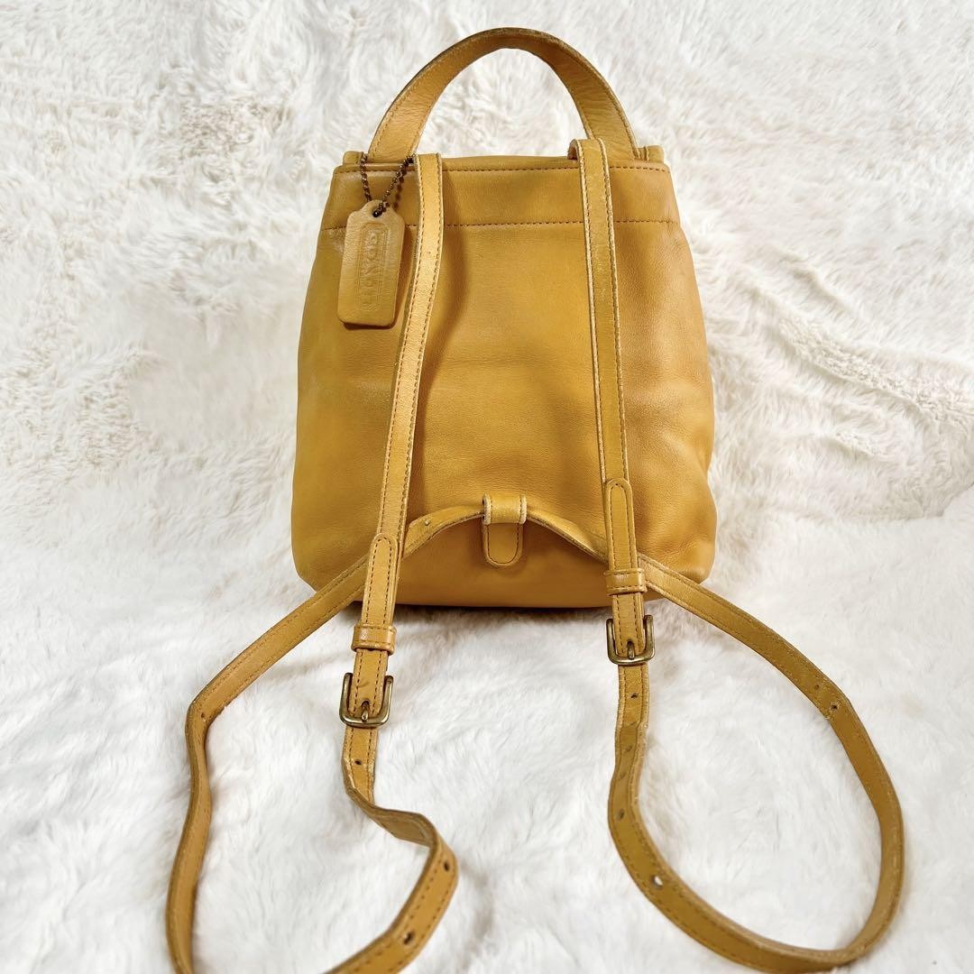 バッグ Rare Color Vintage Coach Yellow Day Pack Rare Color Vintage Coach Yellow Day Pack