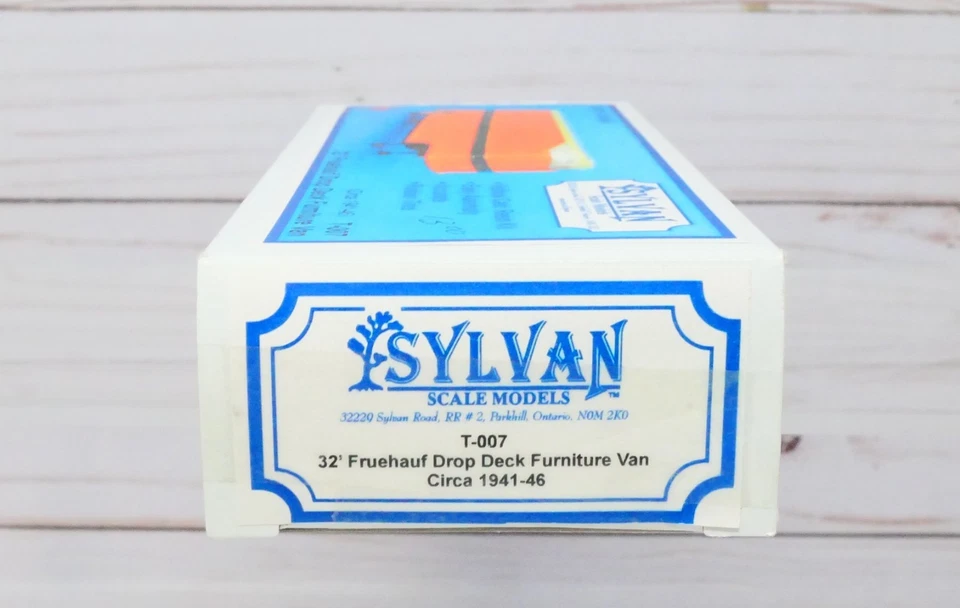 Sylvan Scale Models T-007, 32' Fruehauf Drop Deck Furniture Van Kit, 1/87 HO - Image 2 of 2