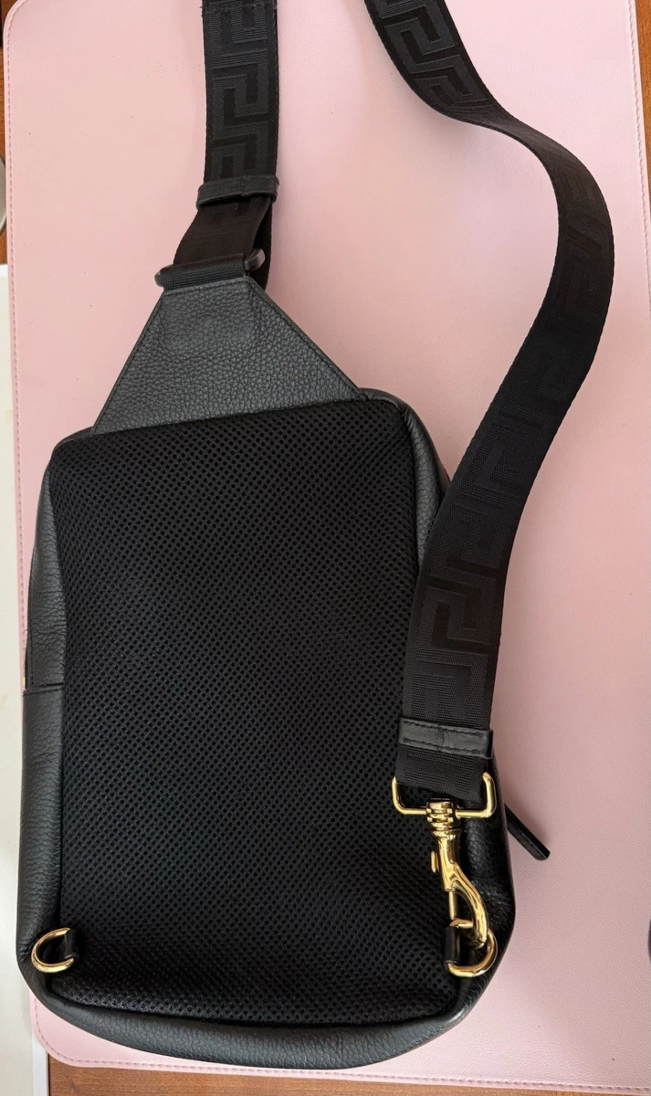 Versace Herren Sling Umhängetasche Leder, schwarz