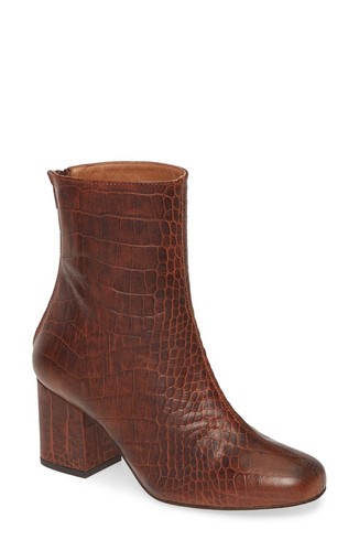 Block Heel Leather Bootie 