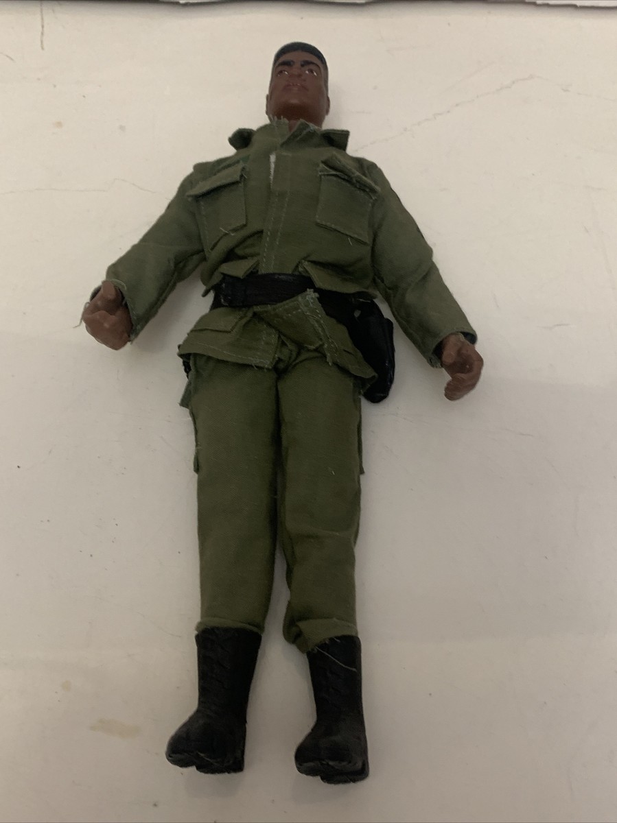 VINTAGE 1992 G.I. JOE ACTION FIGURE. LARGE VINTAGE ACTION