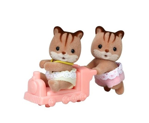 Sylvanian Families Baby Twins Lot of 14 Calico Critters - Picture 12 of 16