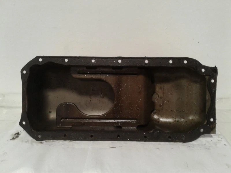 油盘 8-300 4.9L 适合 86-95 DEVILLE 588105 — 第 3/4 张图片