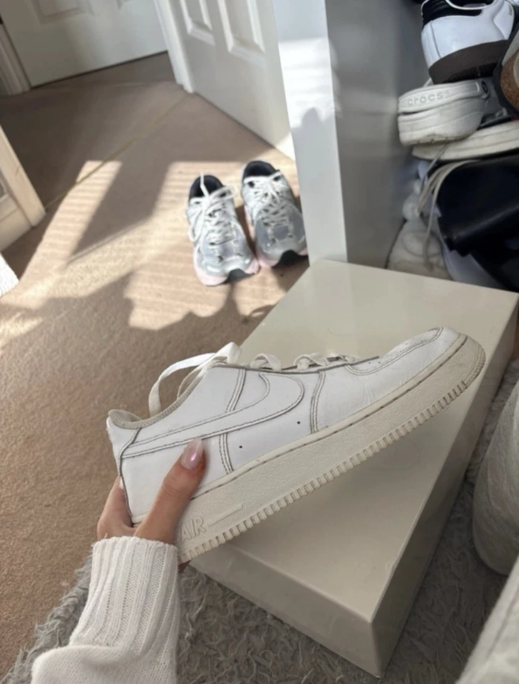 Size UK 6 (gs) - Nike Air Force 1 '07 Low Triple White, photo 2 of 5