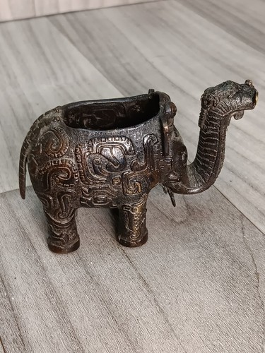 Vintage Chinese Bronze Elaphant Incense Burner Excellent Condition Fast Shipping - Picture 2 of 16