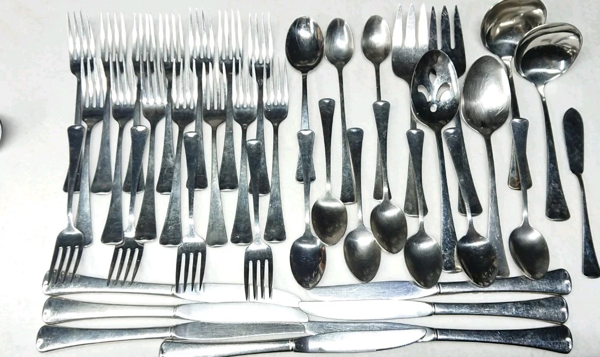 Oneida Distinction Flatware Lot 43 Pc