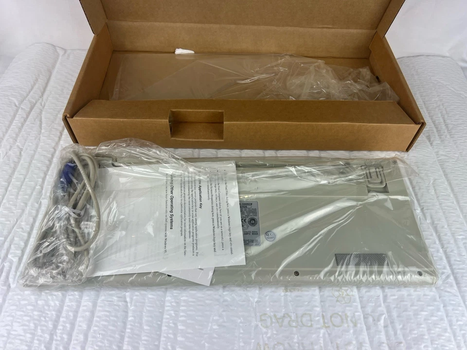 RARE NEW Vintage DELL QuietKey Keyboard PS/2 Extended Rubber Dome SK-1000REW NOS - Image 3 of 4